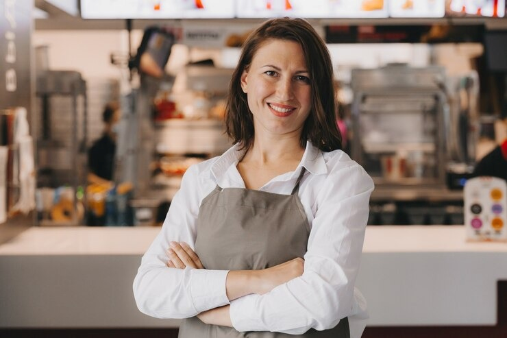 Auxiliar de cozinha escolar em São Paulo
